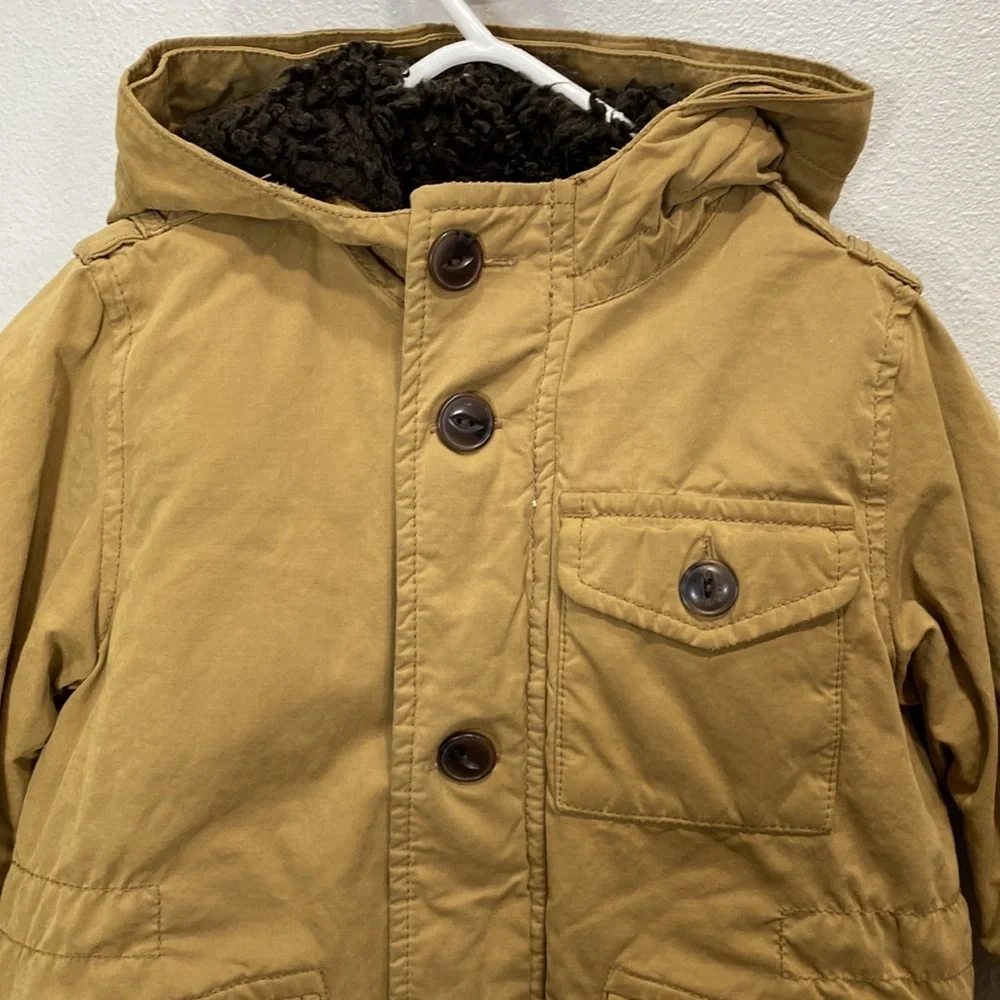 Gap boys jacket puffer ‎ tan color warm winter